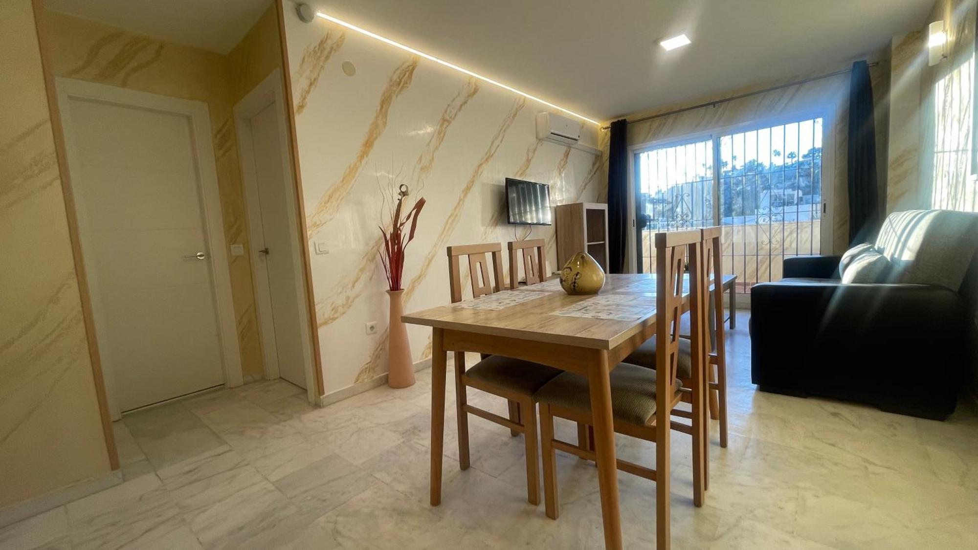 Apartamento Con Vista A La Piscina Apartamento Benalmádena Exterior foto