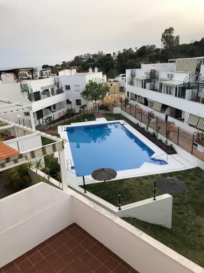Apartamento Con Vista A La Piscina Apartamento Benalmádena Exterior foto